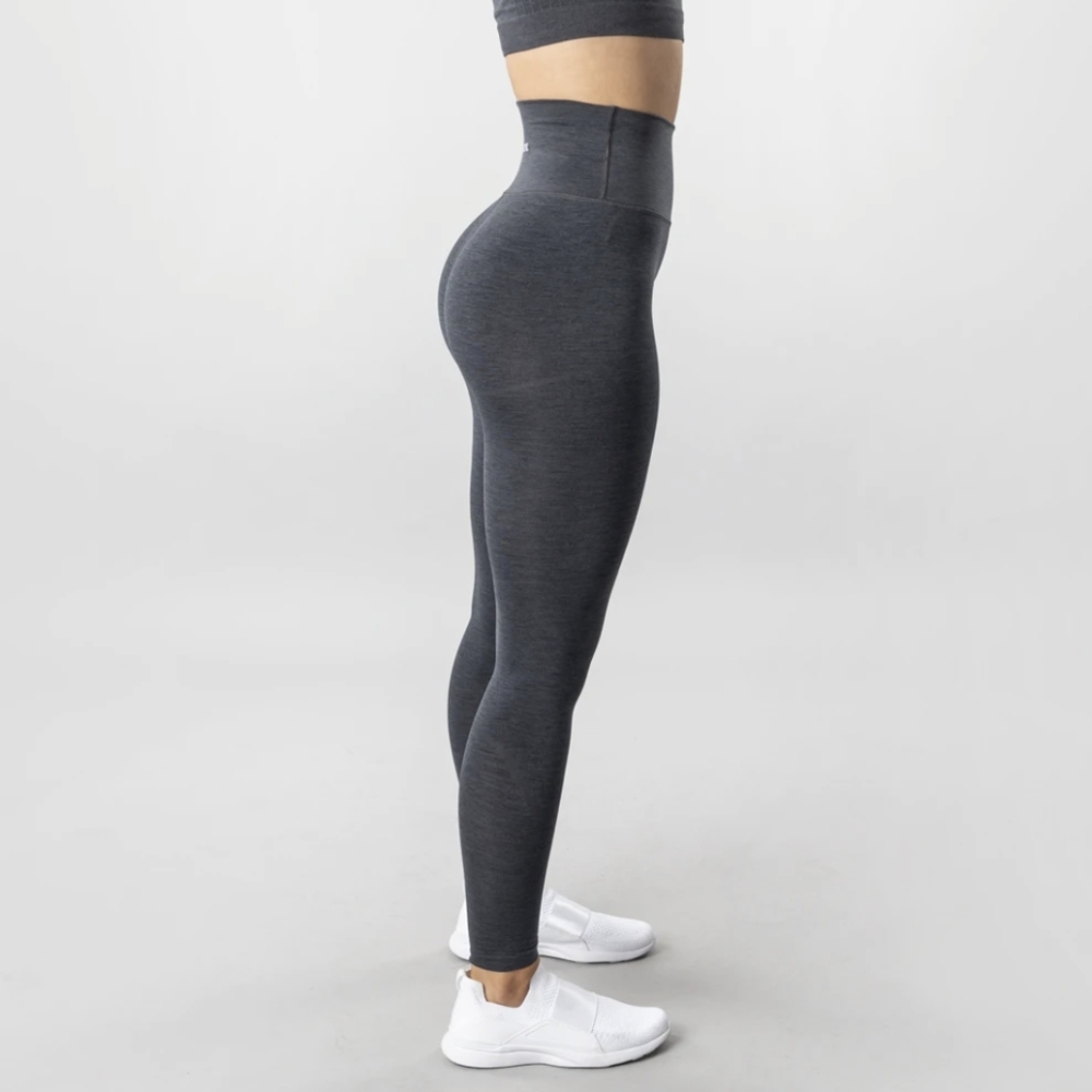 ❤️SOLD❤️ Alphalete OG Revival leggings - Picture 2 of 3